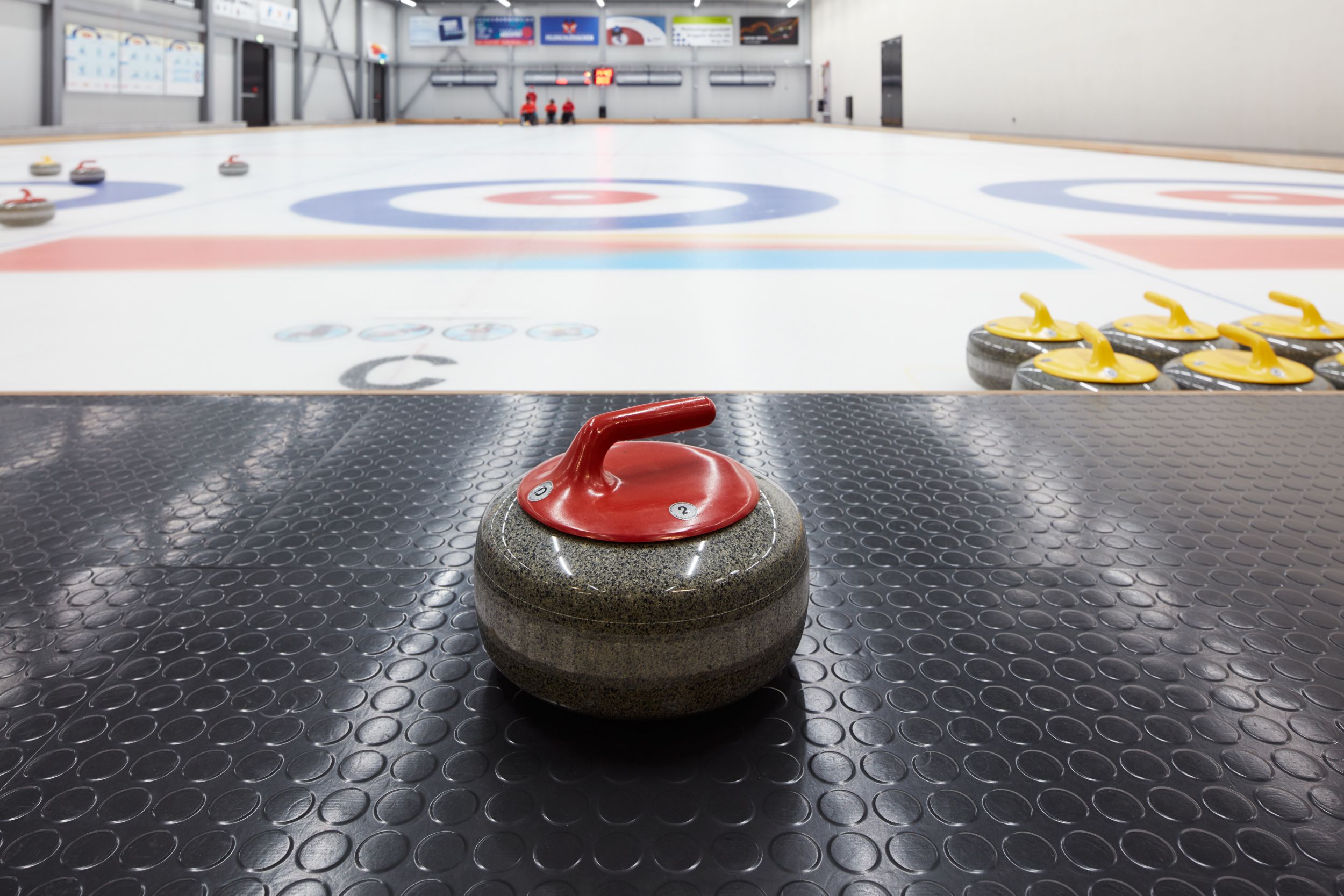 norament 992 pastilled flooring at a curling rink image number 4